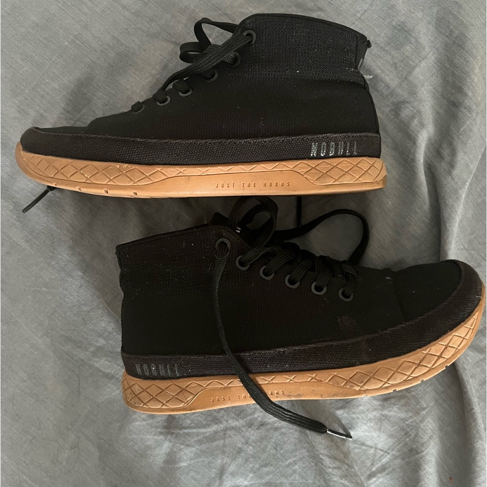 Women’s Nobull canvas trainer